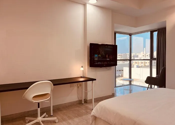 One Guest Place 3Bhk Apartment In The City