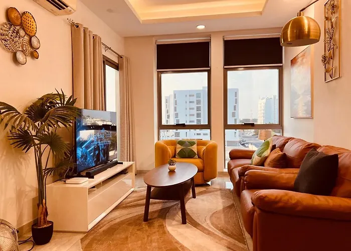 One Guest Place 3Bhk Apartment In The City