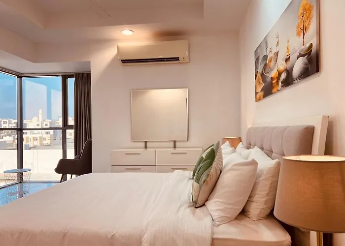 One Guest Place 3Bhk Apartment In The City