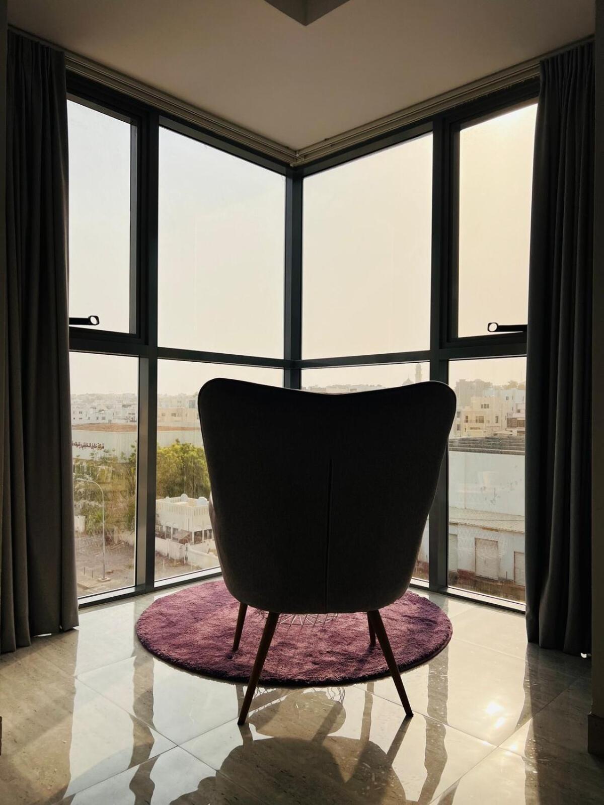 One Guest Place 3bhk In The *