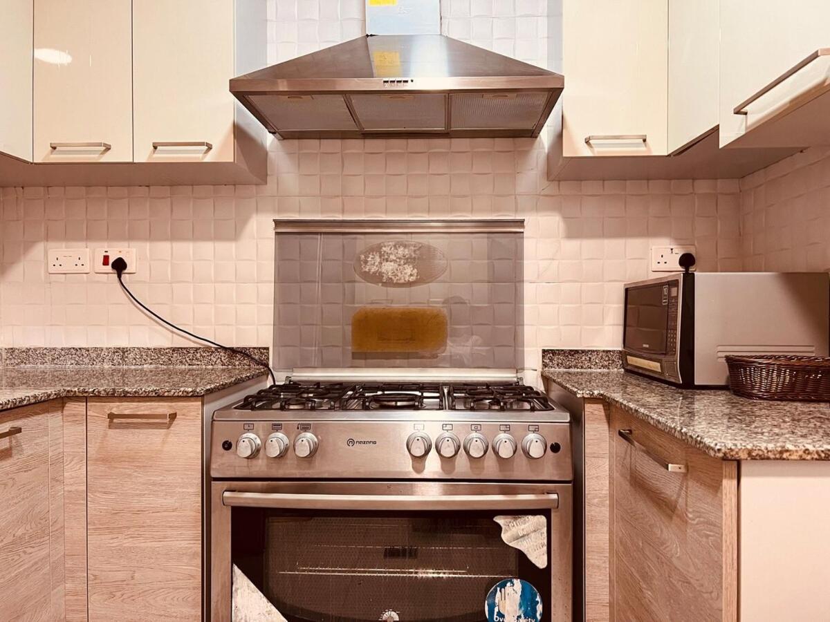 One Guest Place 3bhk In The Muscat